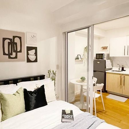 마닐라 The Serene Escape Rockwell Makati City View 1Br 아파트 외부 사진