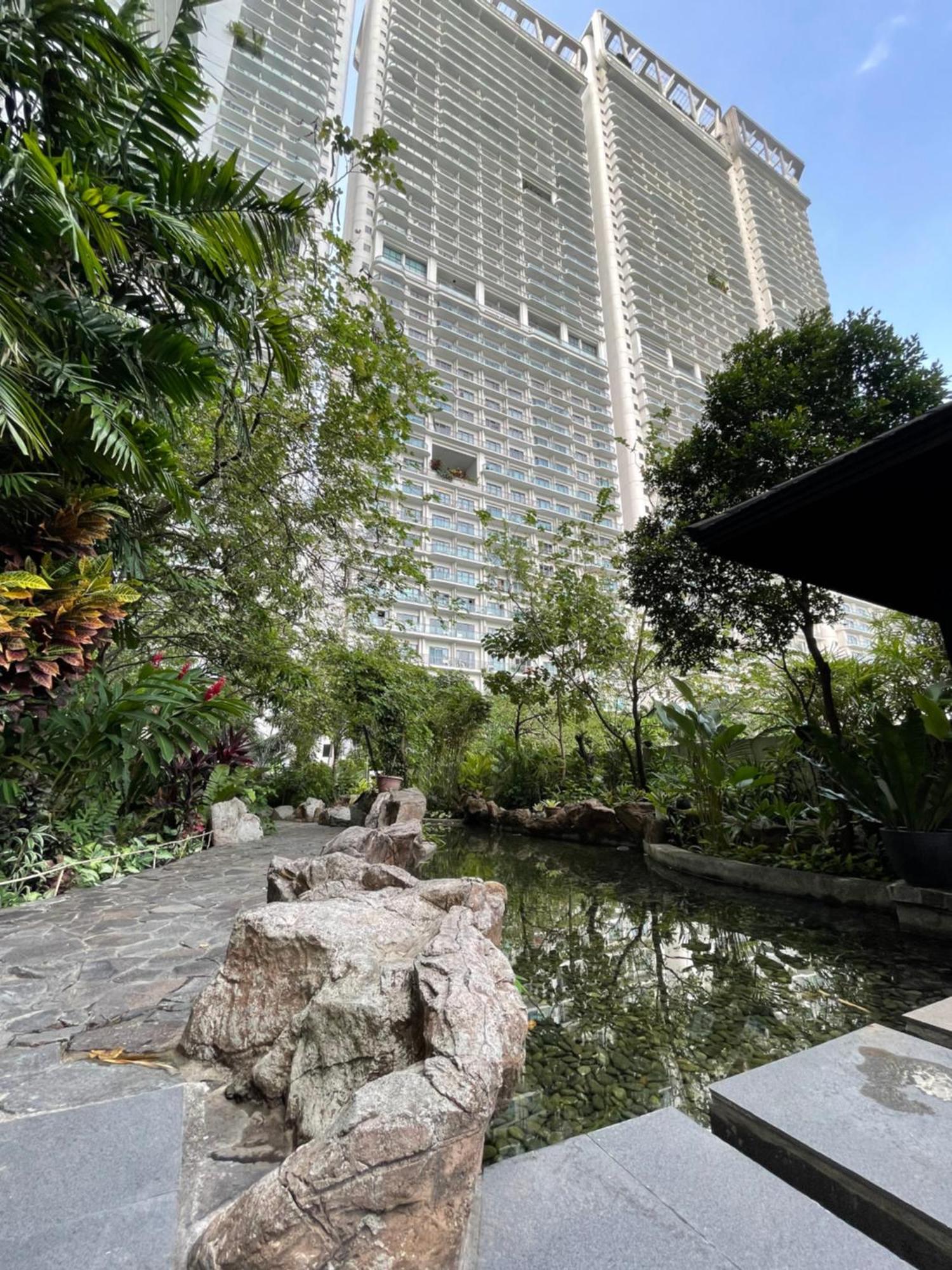 마닐라 The Serene Escape Rockwell Makati City View 1Br 아파트 외부 사진